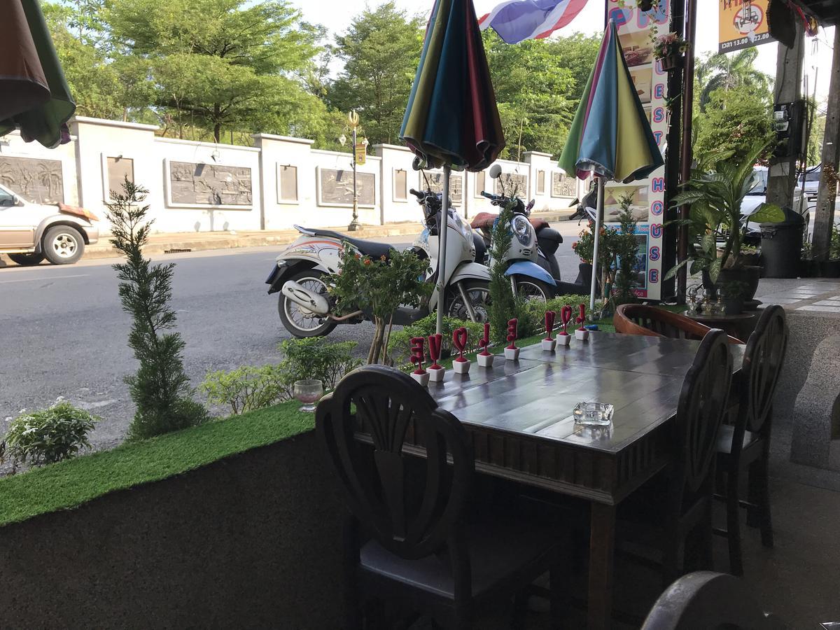 P.N. Guesthouse Krabi town Exterior foto